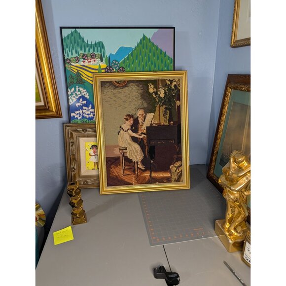 Vintage Needlepoint Tapestry Framed Art Piano lesson - Picture 14 of 16